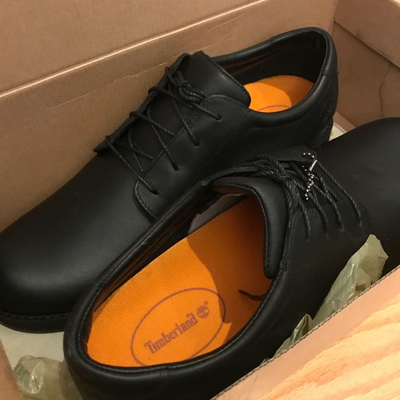 New 8.5 men\'s metro Timberland bucks blk leather